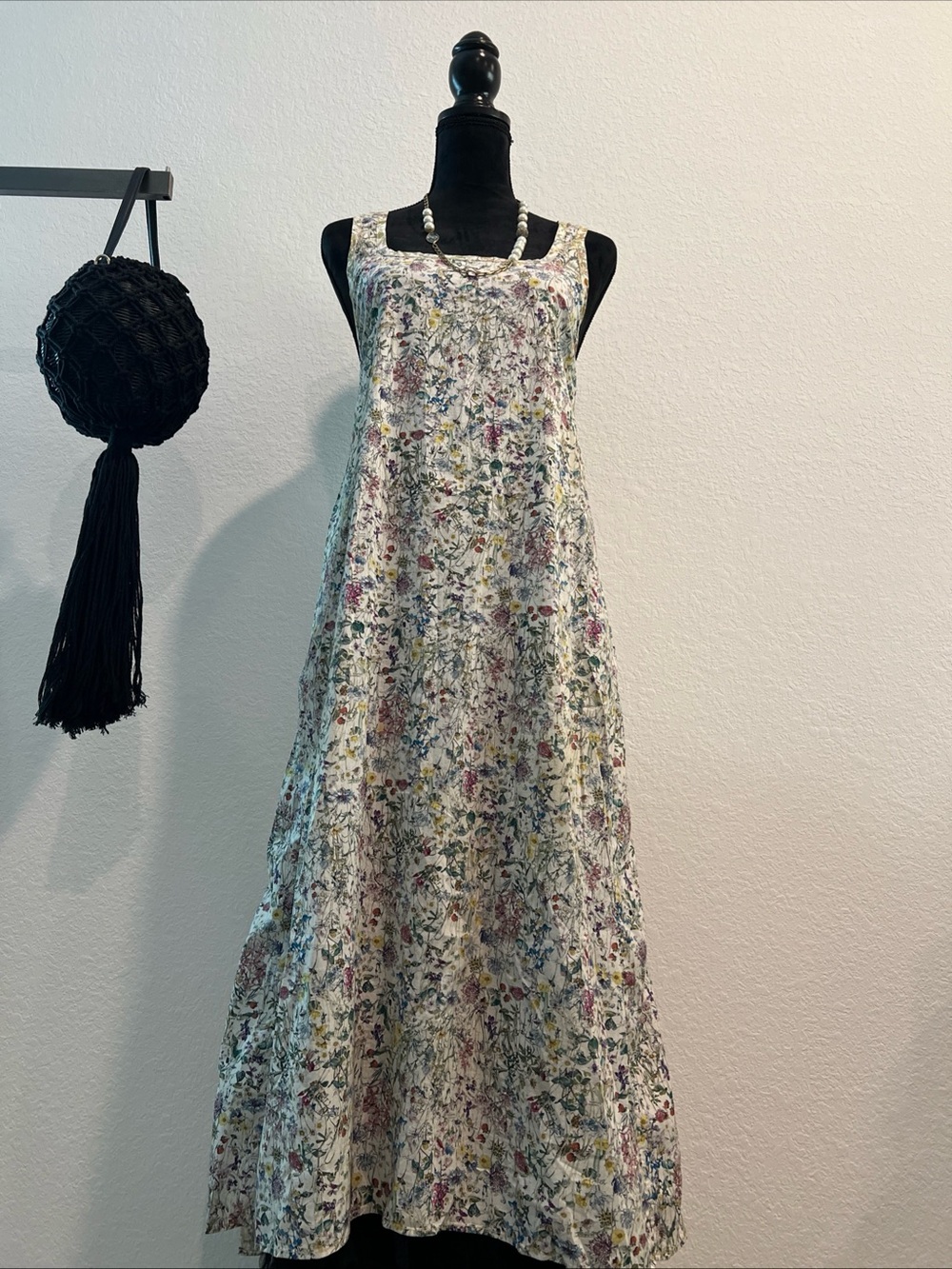 Sleeveless Floral Maxi Dress - White Multi